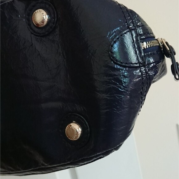 Marc by Marc Jacobs navy Crinkle Patent bag - Picture 10 of 12